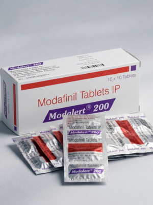 Оптова упаковка оригінального модафінілу modalert 200 mg 100 tab: коробка та 10 блістерів на світлому фоні modalert 200 мг 100